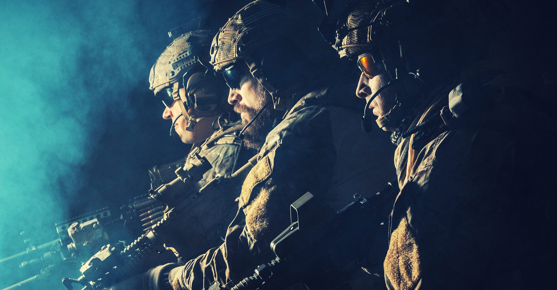 équipements pour forces armées et sapeurs pompiers commercialisés par Eagle Tunisie